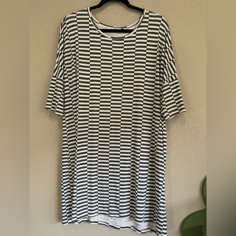 Ava sky dress